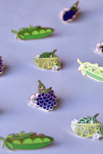 Load image into Gallery viewer, Blackberry Hard Enamel Pin
